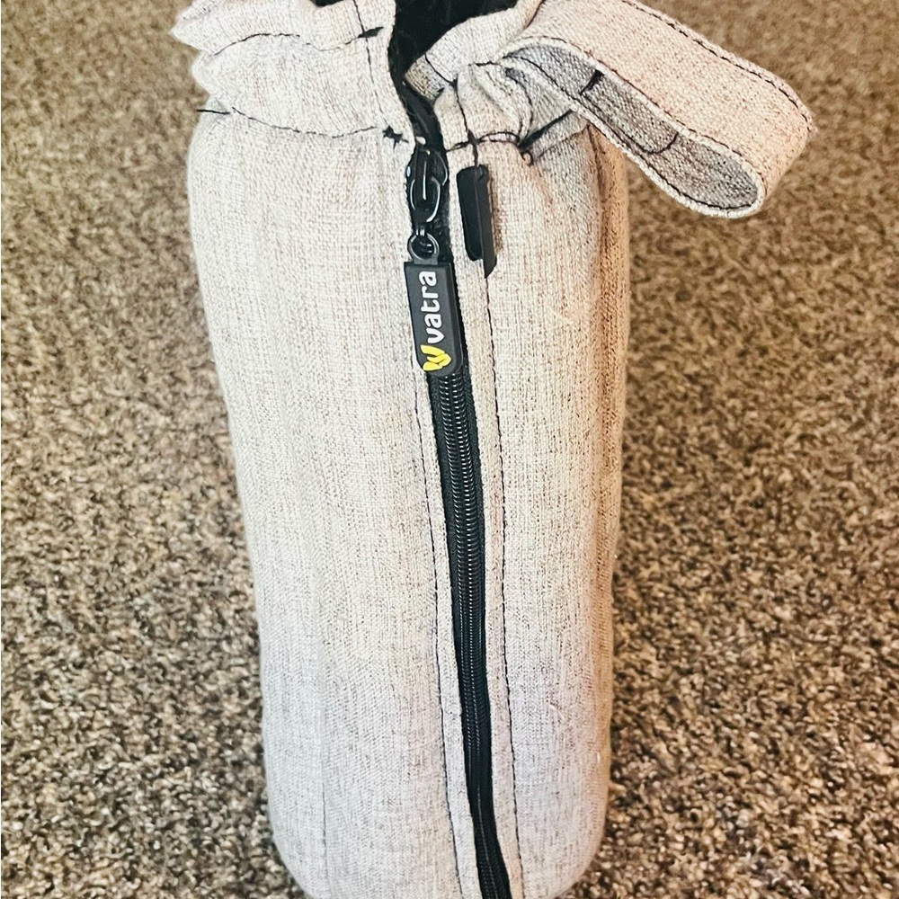 Vatra Gray Carrying Case
